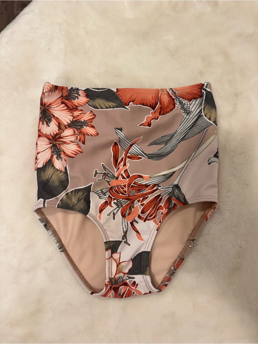 Kortni Jeane High-Waist vintage Hawaiian swim bottoms Blush and Coral size 4/5